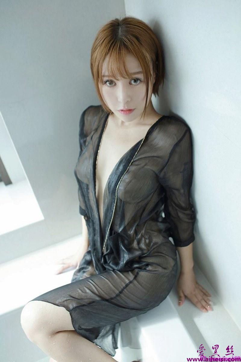 性感女神艾莉整形归来风骚依旧高清大图