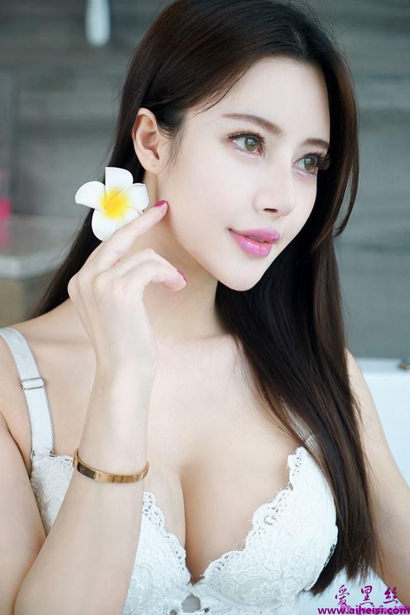 雪瑞绝色内衣诱惑私房照精品套图