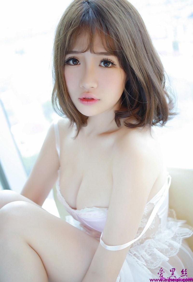 纯美眉徐cake白嫩肌肤让人心神荡漾高清美图