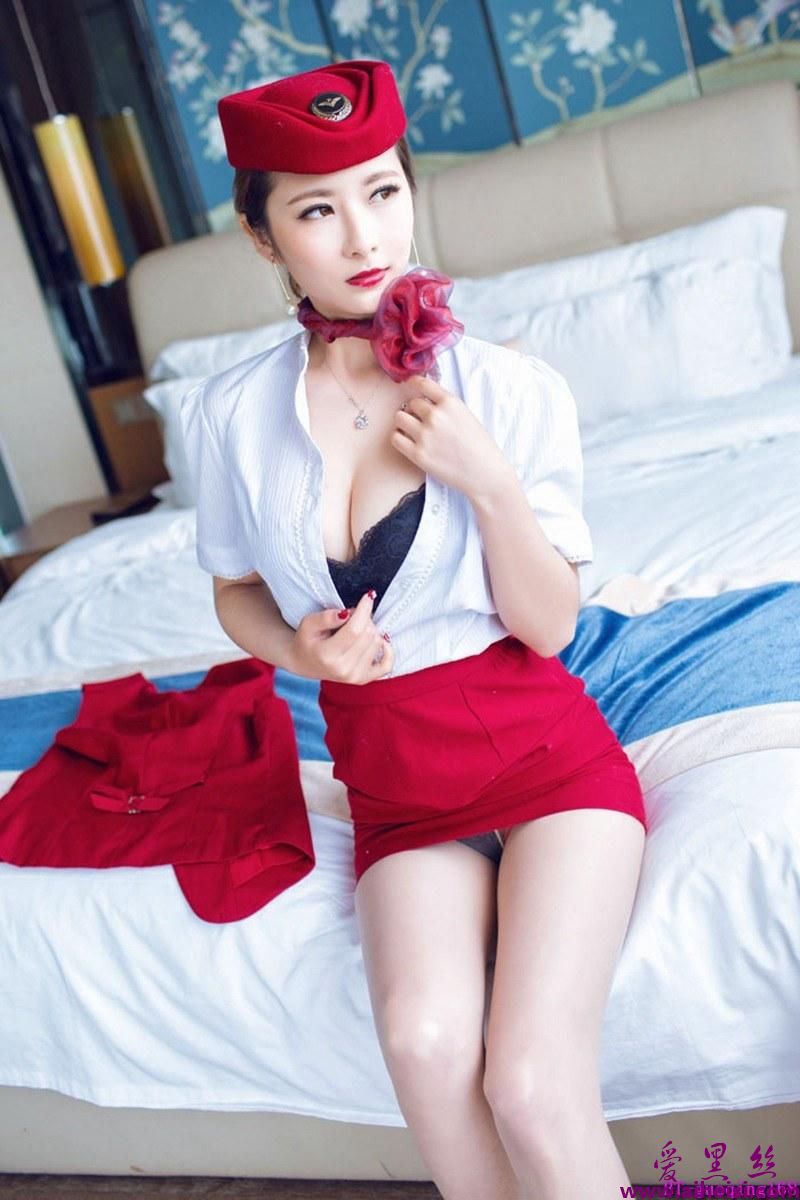 女郎莉莉情趣装大胆诱惑高清套图