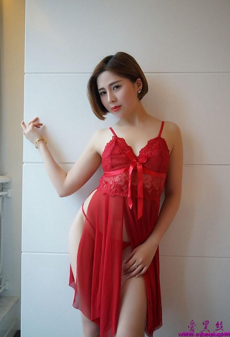 寂寞少妇MOMO情趣内衣性感撩人绝色诱惑