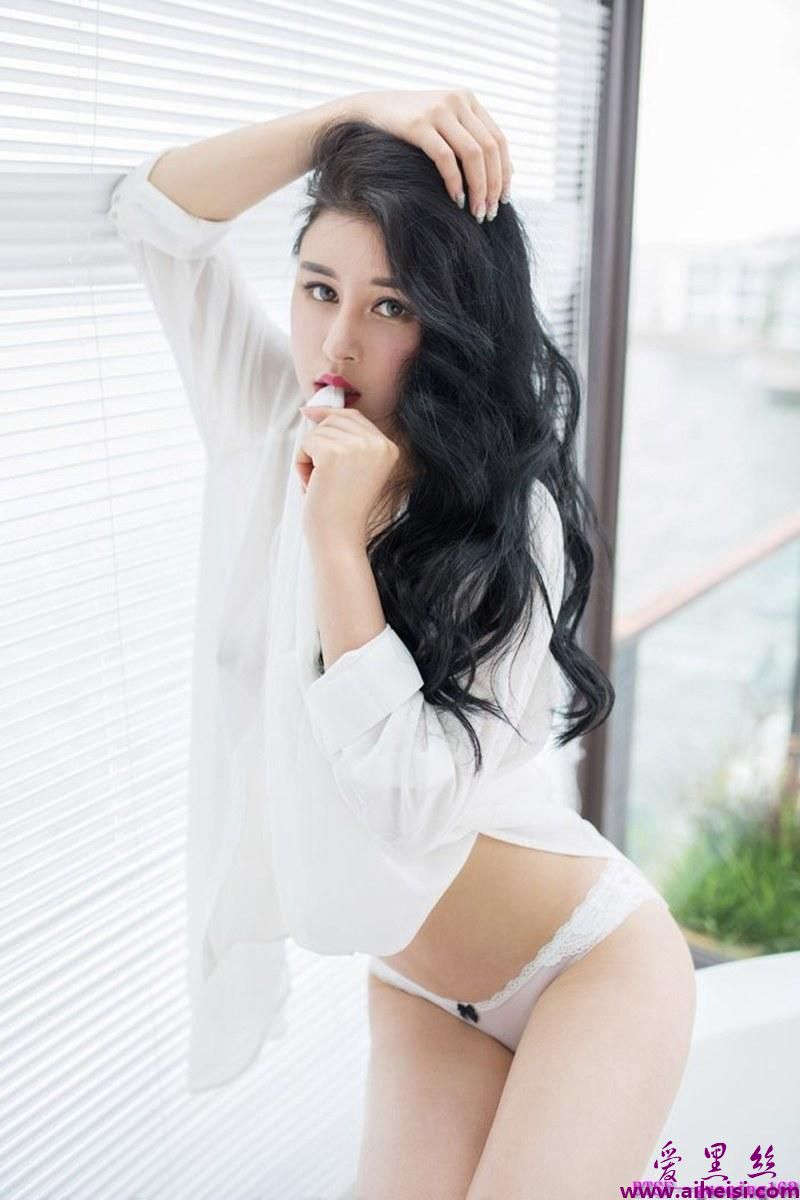 美女模特叶佳颐身材火辣性感妩媚高清写真