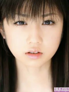 响当当的美女小仓优子